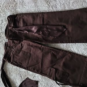 Capri pants